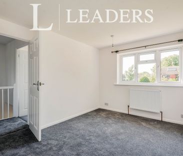 3 bedroom terraced to rent Manor Green, Stanford In The Vale - Photo 1