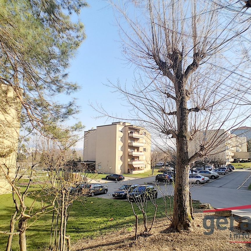 Logement de 4.5 pièces dans le quartier du Jura ! - Photo 1