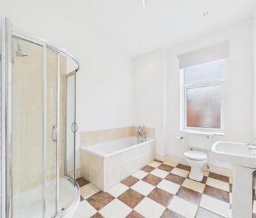 2 bedroom apartment to rent - Photo 6