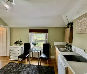 Bedsit, Lynton Road, W3 - Photo 3