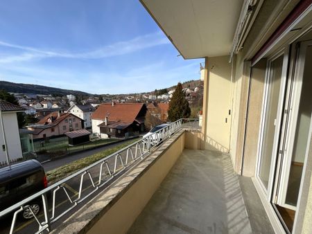 Beautiful 3-room apartment renovated with balcony - Photo 3