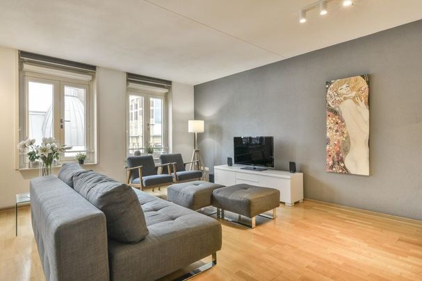Appartement te huur: Kalverstraat 220-D 1012 XJ Amsterdam - Photo 1