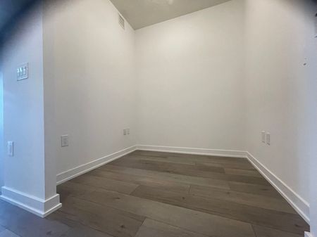 For Lease - 38 Honeycrisp Crescent Unit# 1715, Vaughan, Ontario - Photo 3