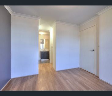 45 Featherflower Av, Dayton WA 6055 - House For Rent | Domain - Photo 2