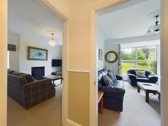 4 bedroom house to rent - Photo 1