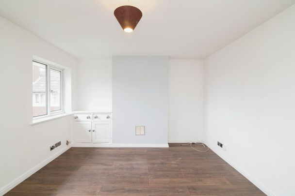 1 Bed Flat, Hockley, B18 - Photo 1