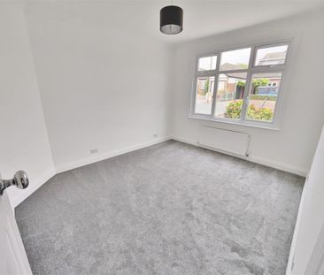 3 bedroom semi-detached bungalow to rent - Photo 1