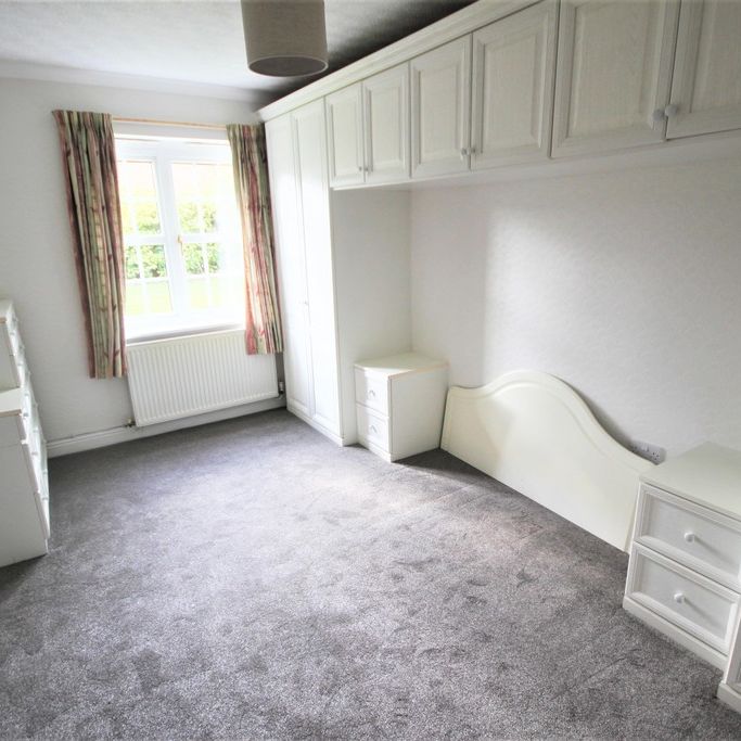 2 bedroom apartment to let - Photo 1