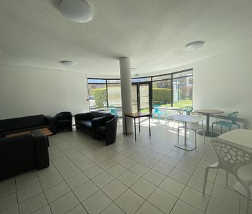 Location Appartement 1 pièce 18,56 m² - Photo 2