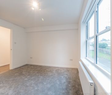 Flat to rent - The Gardens, London, SE22 - Photo 4