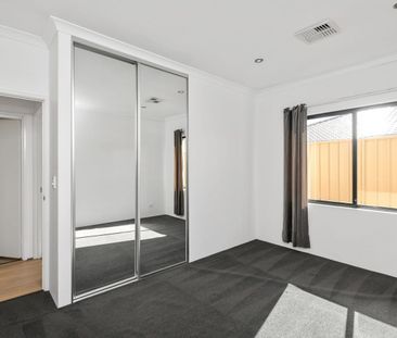 Spacious Family Home - Photo 3