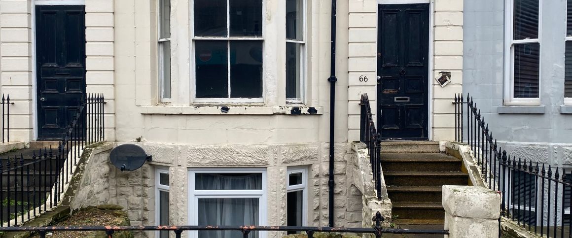 1 bed Flat - Photo 1