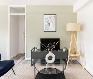 1 bedroom flat to rent - Photo 5