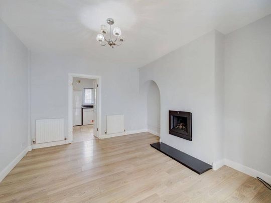 2 bedroom House to rent - Photo 1