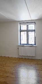 Værelse med fælles bad/toilet og eget køkken - Photo 1