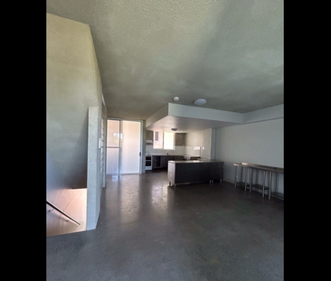 Unit 7, 6 Ellena Avenue, Greenslopes, QLD - Photo 3