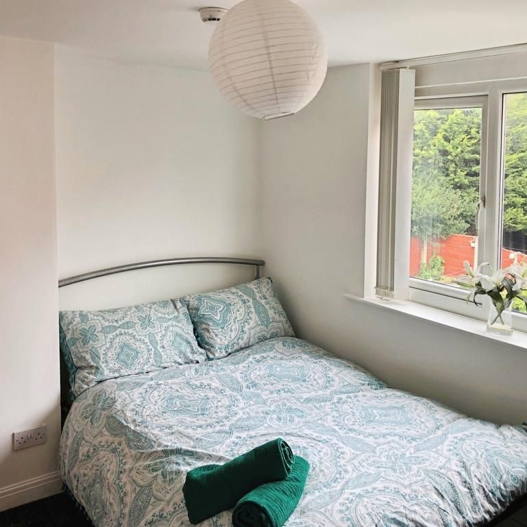 7 bedroom semi-detached house to rent - Photo 1