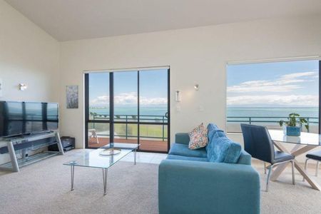 Fully Furnished Ocean view living - Photo 5