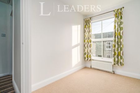 2 bedroom house to rent Alexandra Road, AL1 - Photo 3