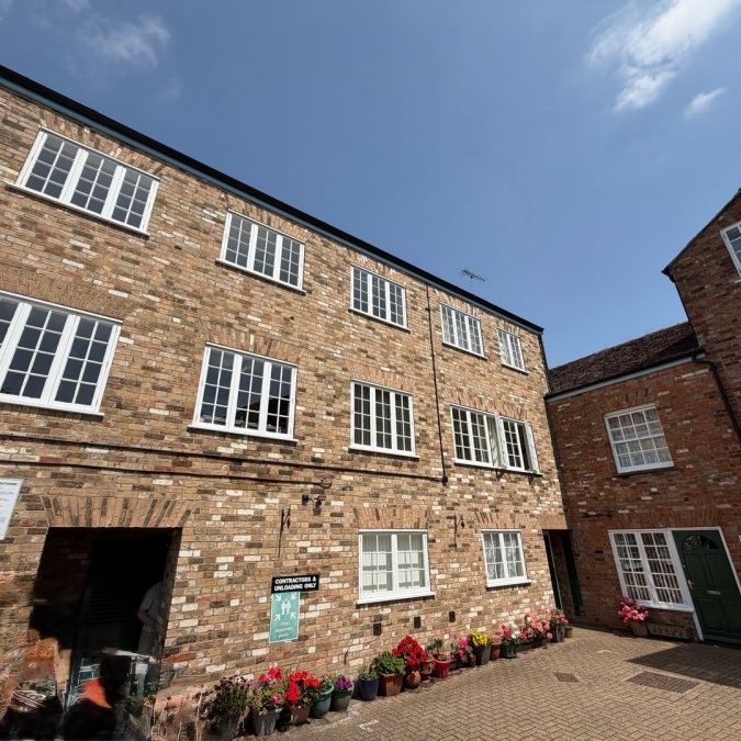 Eastgate Gardens, Taunton, Somerset - Photo 1