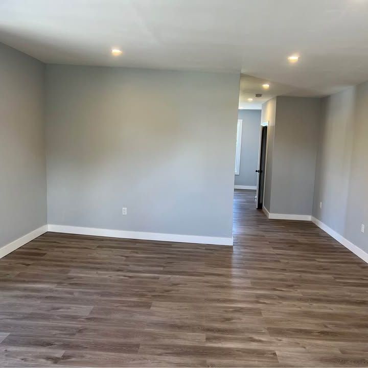 For Lease - 20497 LESLIE Street Unit# 2ND FLOOR, East Gwillimbury, Ontario - Photo 1