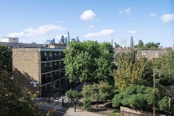 Cambridge Heath Road, Bethnal Green, E1 - Photo 1