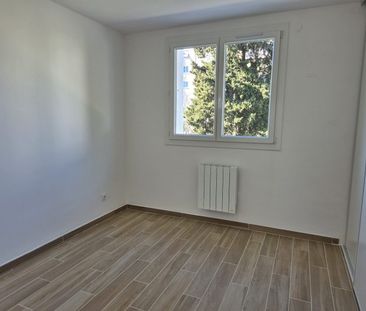 T4 Toulon LA COUPIANE 71.60 m² - Photo 2