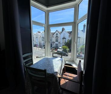 17 Headland Park Flat 2 - Photo 3