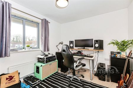 2 bedroom flat to rent - Photo 3