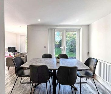 Near The Uea, Norwich, NR5 - Photo 2