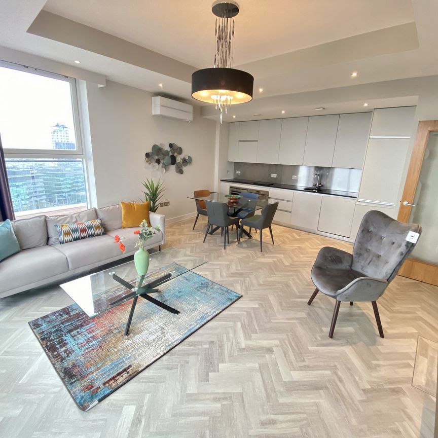 94 The Quays, SALFORD - Photo 1