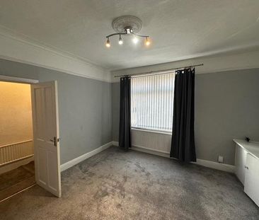 4 bedroom terraced house to rent - Photo 6