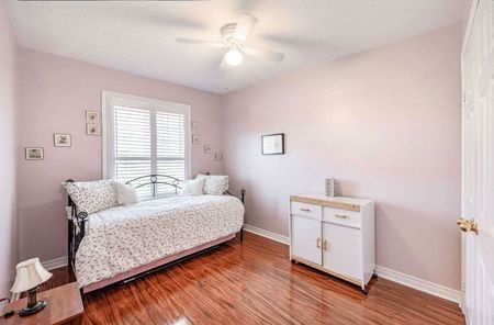 For Lease - 2871 Darien Road Unit# 4, Burlington, Ontario - Photo 4