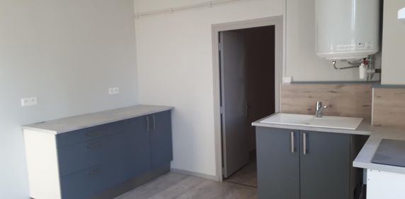 Location Appartement 3 pièces 44m² GANNAT 03800 - Photo 2