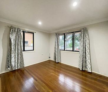 Dual living Home, Best Location with Solar Close to QE II Hospital - Photo 2