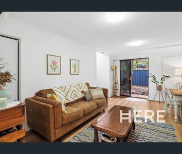 Leafy aspects in the heart of Leedy - Photo 2