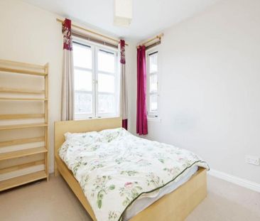 2 bedroom flat to rent - Photo 6