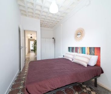 Carrer de Santa Anna, Barcelona, Catalonia 08002 - Photo 6