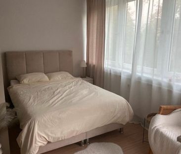 Wg Zimmer Wohnung für Mitbewohner/in Neu renoviert und möbliert - Foto 1