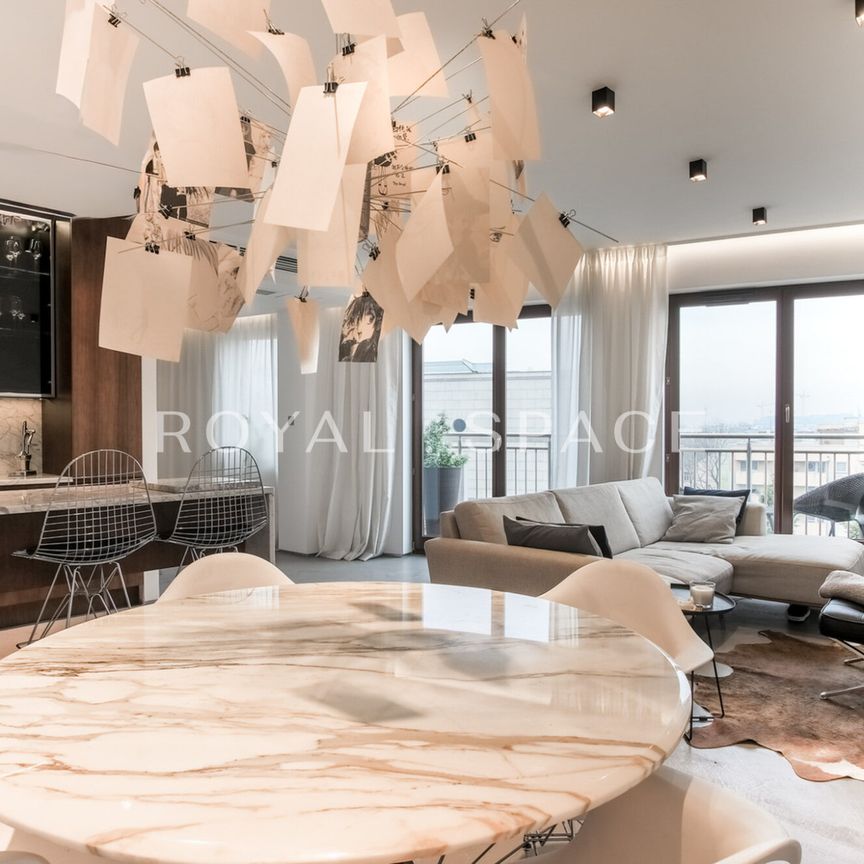 Stylowy apartament na ostatnim piętrze! - Фото 1