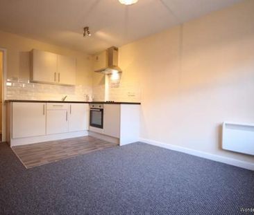 1 bedroom property to rent in Worcester - Photo 1