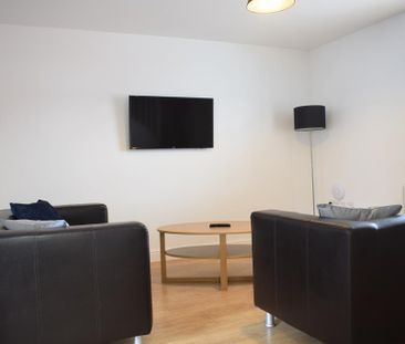 2 bedroom townhouse to rent - Photo 1
