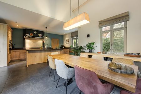 Stijlvolle pastorijvilla met 6 slaapkamers en prachtige tuin - Photo 2