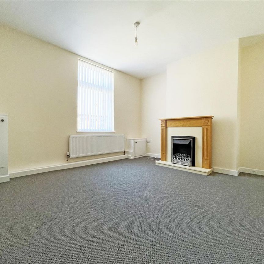 2 bedroom Duplex to rent - Photo 1