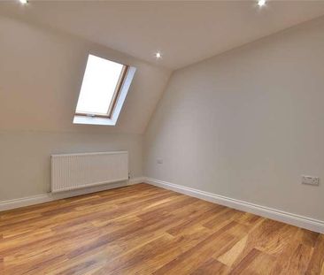 Wood End Lane, Northolt, UB5 - Photo 6