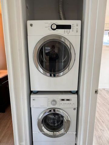 For Lease - 181 Southlawn Avenue Unit# Main, Oshawa, Ontario - Photo 3