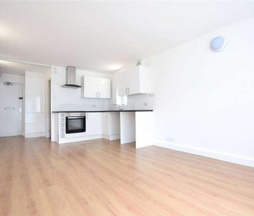 Crescent Court, Crescent Road, Reading, Berkshire, RG1 - Photo 2