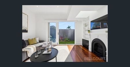 VIEW MONDAY 1ST DECEMBER - Photo 3