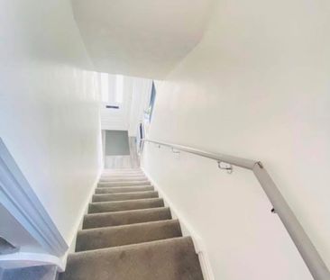 1 Bed Semi-Detached House, St Margarets Avenue, B8 - Photo 2