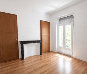 Location Appartement 2 pièces 45m² - Photo 2